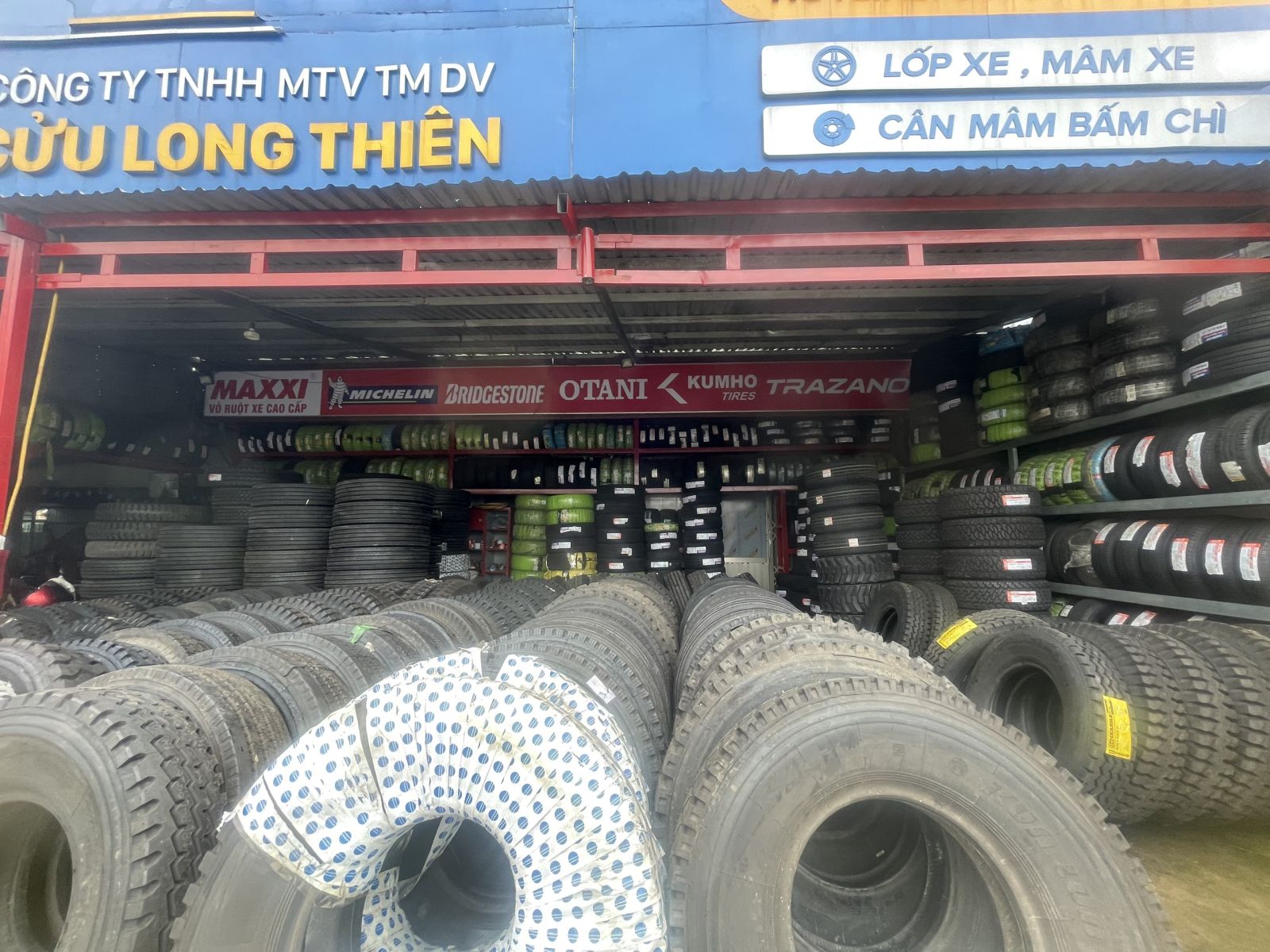 ĐẠI LÝ UY TÍN TẠI TP HCM CUNG CẤP LỐP XE 12.00-24, 12.00-20 -LỐP XE CÔNG TRÌNH GIÁ RẺ